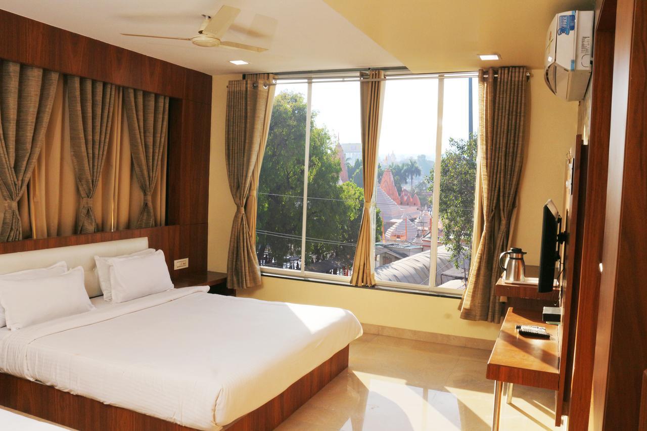Hotel Shikhar Darshan Udždžain Exteriér fotografie